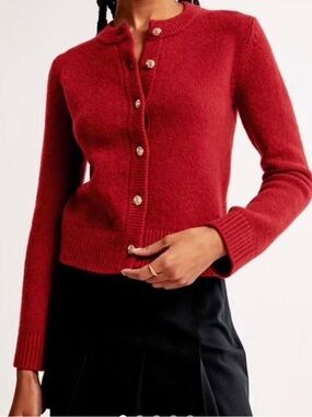Abercrombie & Fitch Red Button-Up Women's Cardigan